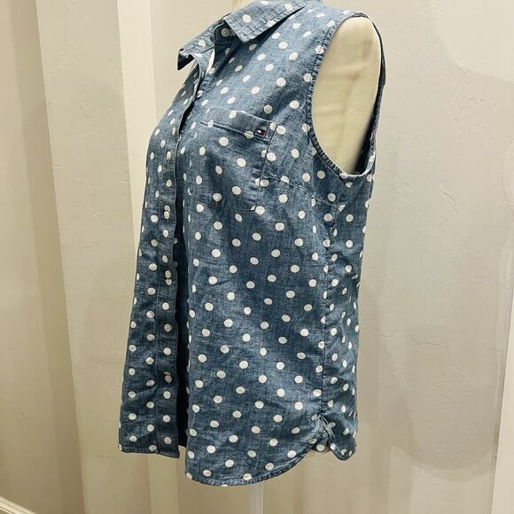 Tommy Hilfiger Chambray Blue Polka Dot Sleeveless Blouse Collar Size M - Picture 2 of 5